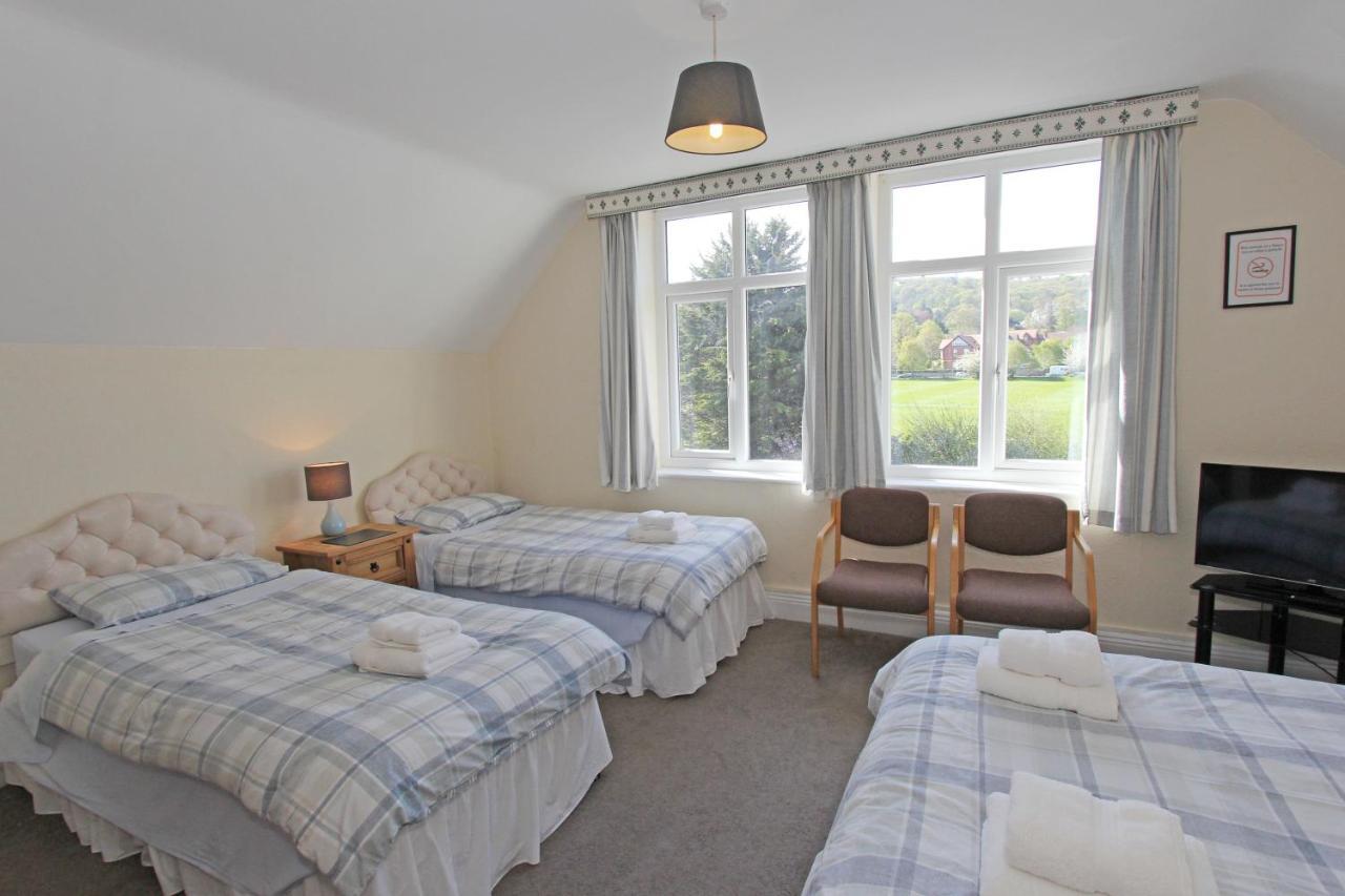 West Point Hotel Bed And Breakfast Colwyn Bay Exterior photo